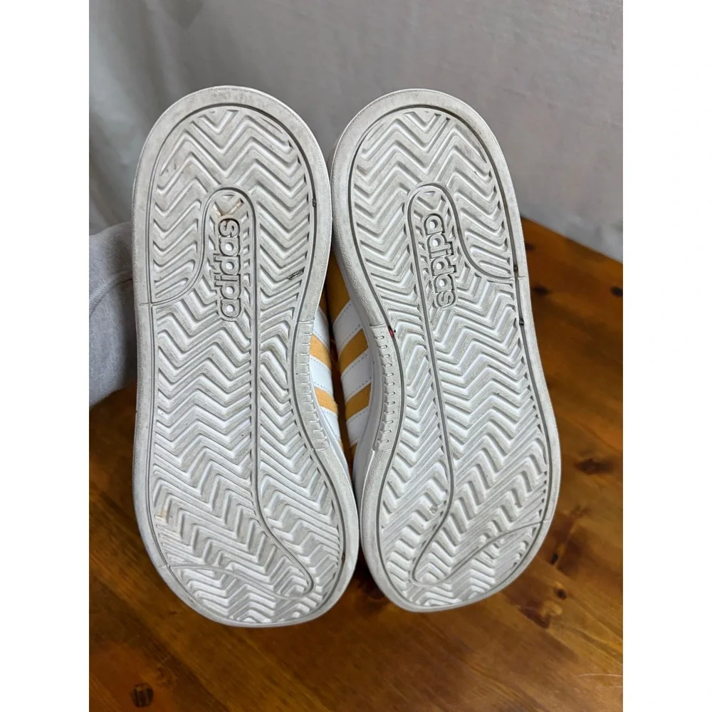 Adidas Grand Court Mustard Yellow Suede Sneakers White Stripes Womens RARE 6.5